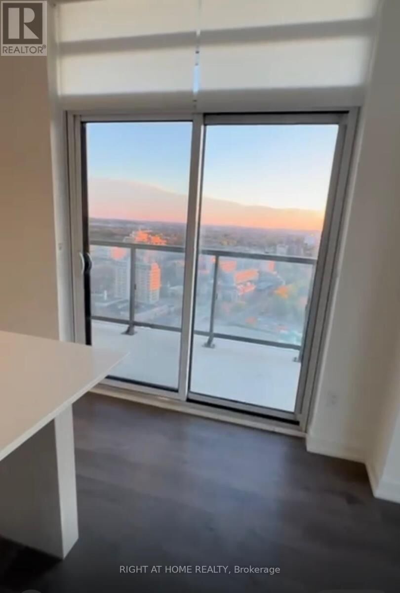 Property Photo:  55 Duke Street West 9  ON N2H 0C9 