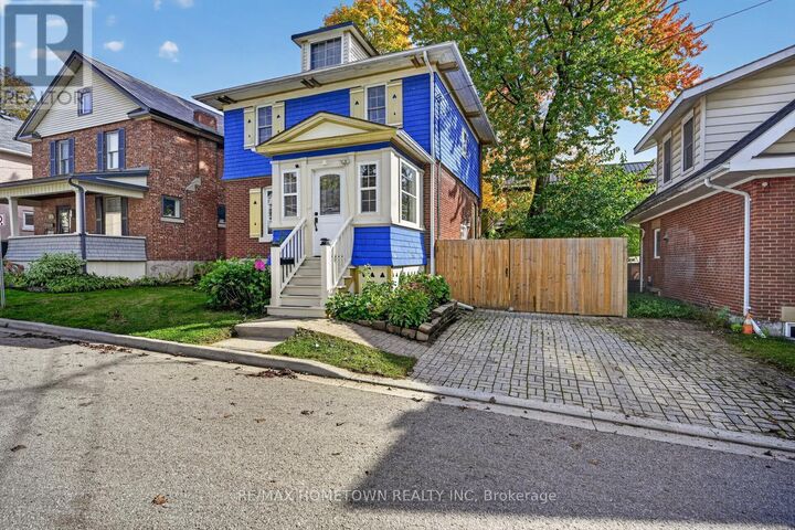 Property Photo:  27 Byng Avenue  ON K6V 1J2 