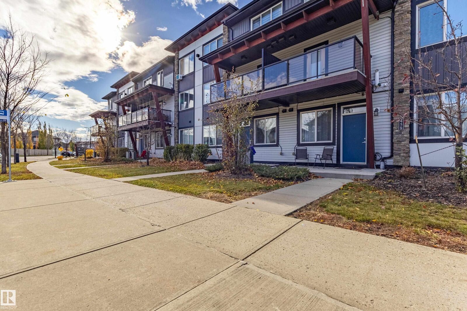 Property Photo:  456 Allard Boulevard SW  AB T6W 3S7 