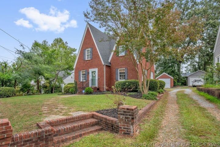 Property Photo:  406 Rollingwood Circle  NC 28305 