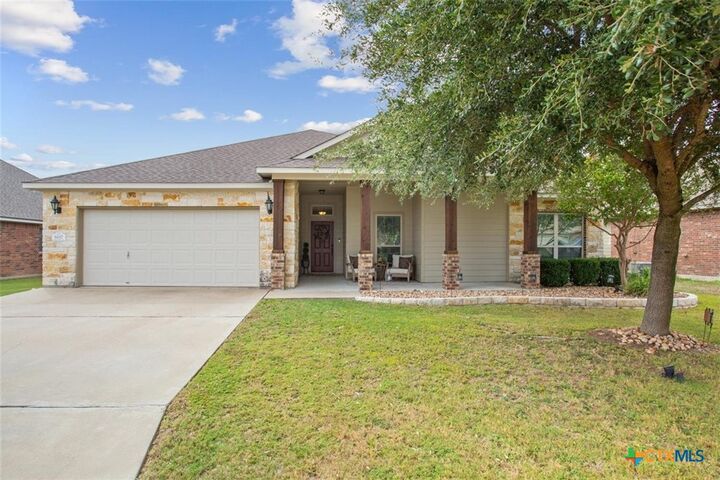 Property Photo: 8117 Iron Gate Drive TX 76502