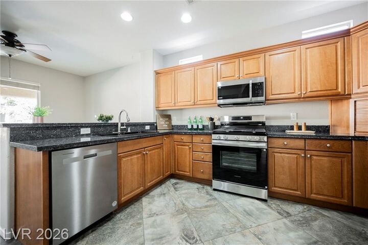 Property Photo: 7960 Granite Walk Avenue NV 89178