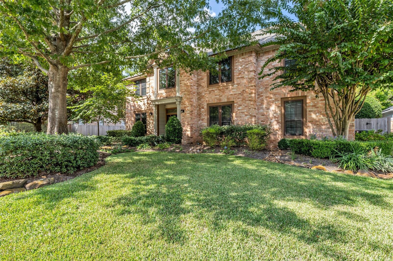Property Photo: 5907 Rocky Brook Drive TX 77345