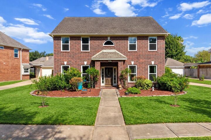 Property Photo:  1908 Summer Reef Drive  TX 77573 