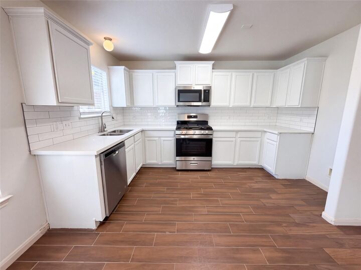 Property Photo:  6311 Richland Hills Drive  TX 77494 