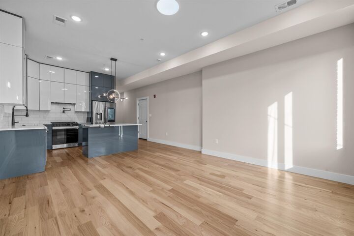 Property Photo: 94.5 South St B NJ 07307