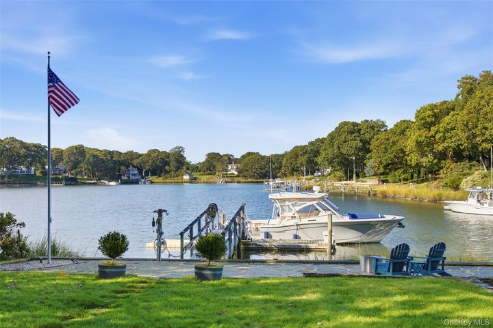 Property Photo:  1200 Deep Hole Drive  NY 11952 