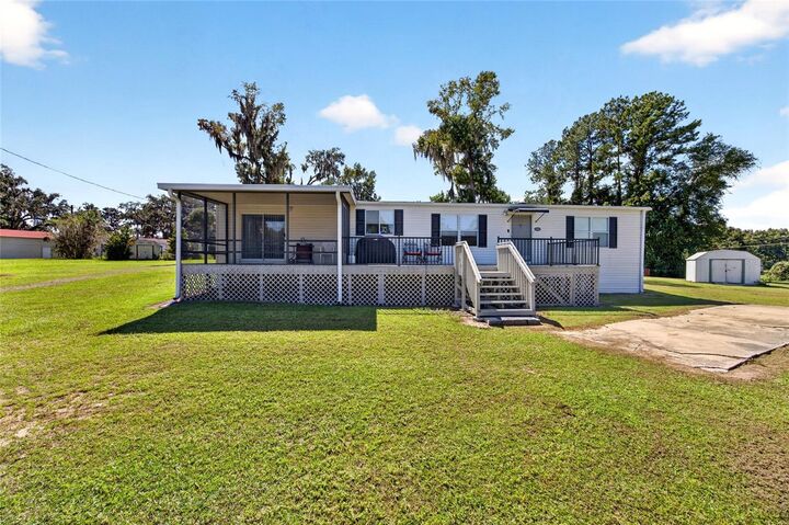 Property Photo:  12426 SE 55th Avenue Road  FL 34420 