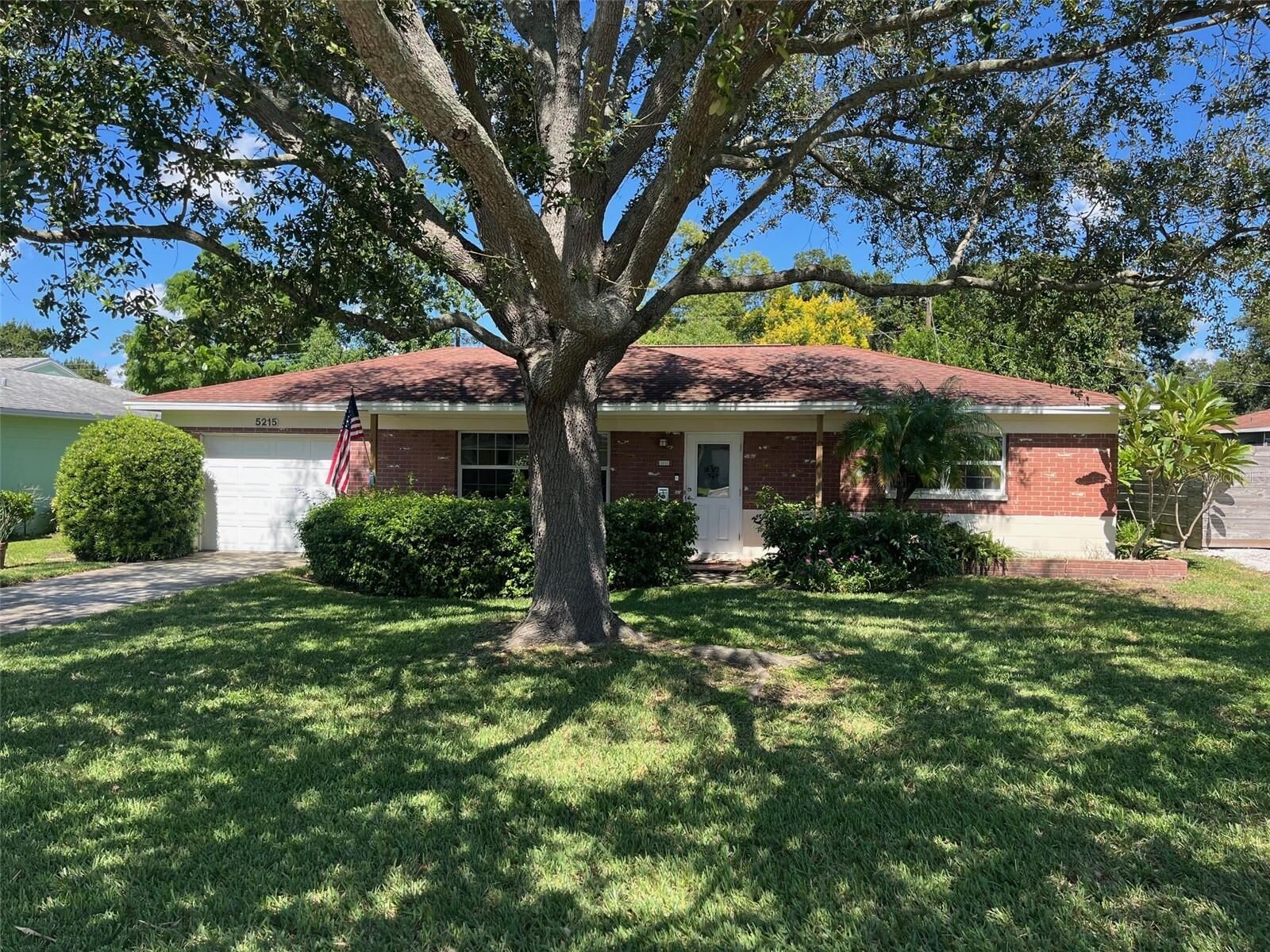 Property Photo:  5215 26th Avenue N  FL 33710 