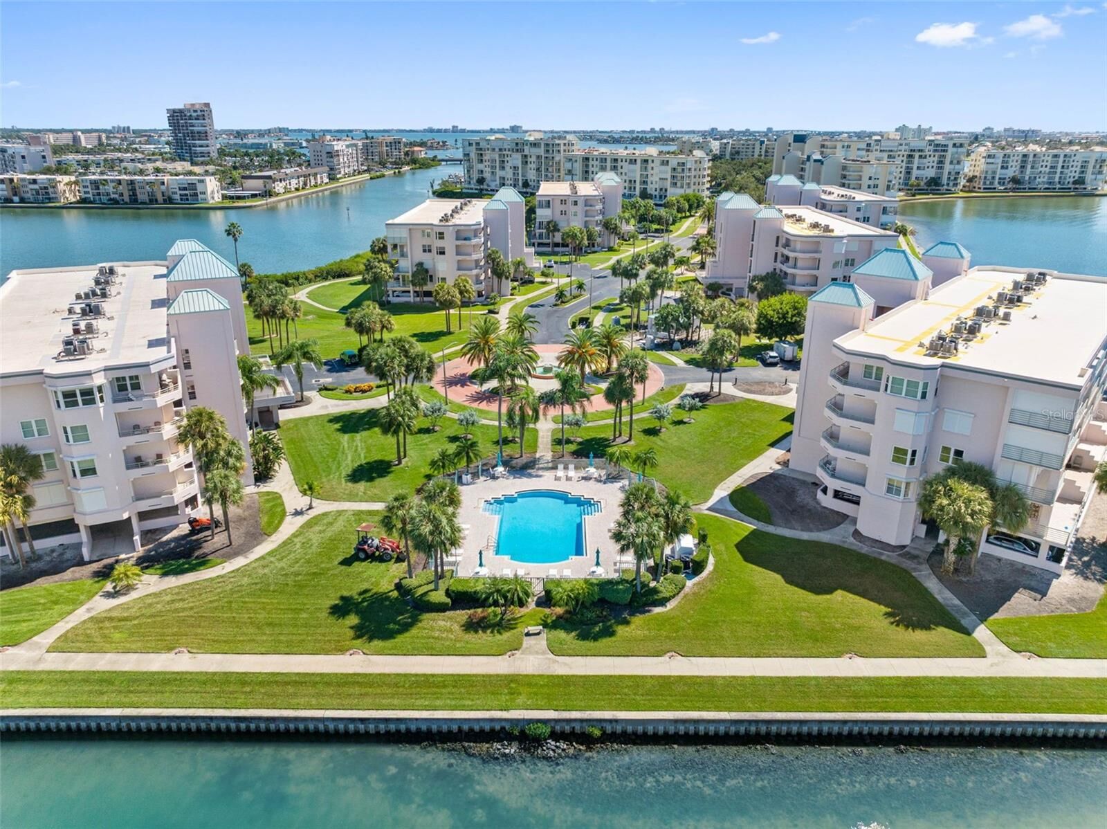 Property Photo: 8021 Sailboat Key Boulevard S 304 FL 33707
