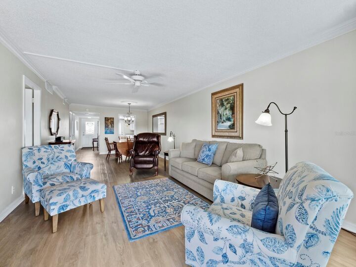 Property Photo:  512 W Venice Avenue 607  FL 34285 