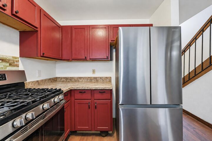 Property Photo:  5648 S 27th St  WI 53221 
