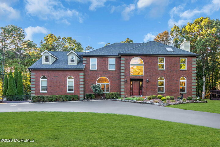 Property Photo:  4 Wright Court  NJ 08510 