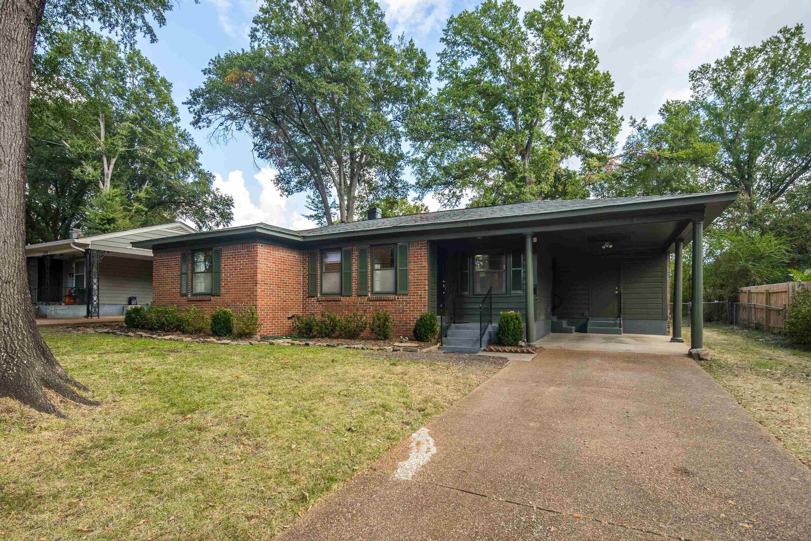 Property Photo:  1384 Woodston Rd  TN 38117 