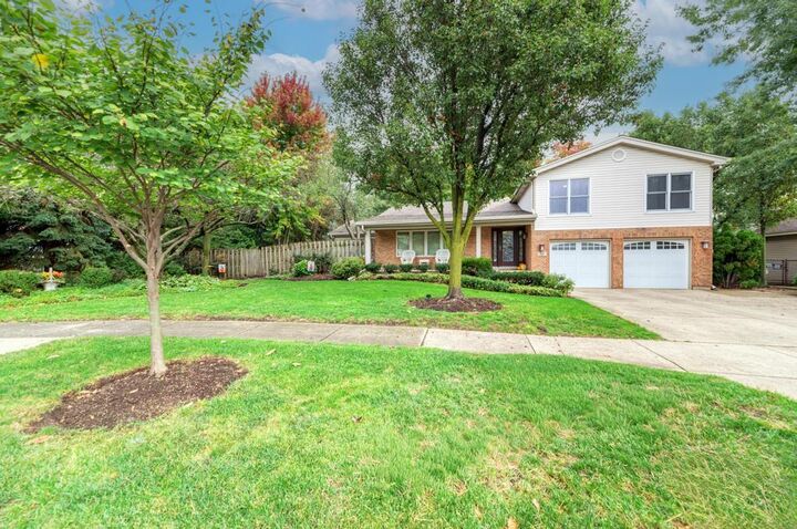 Property Photo: 111 Norton Drive IL 60108