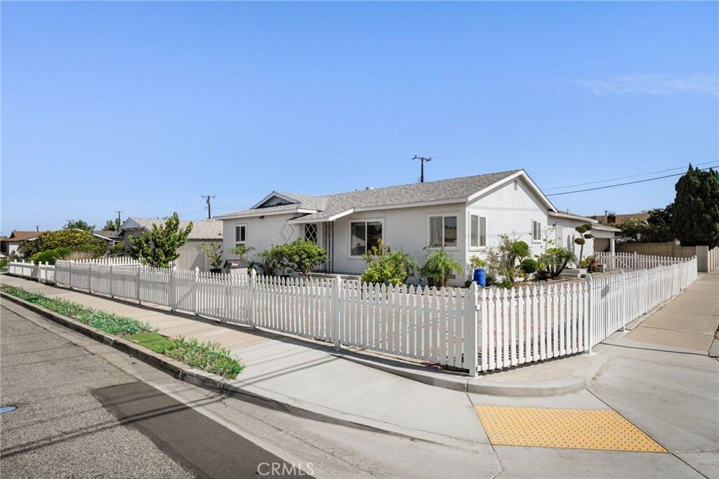 Property Photo: 6221 Choctaw Drive CA 92683
