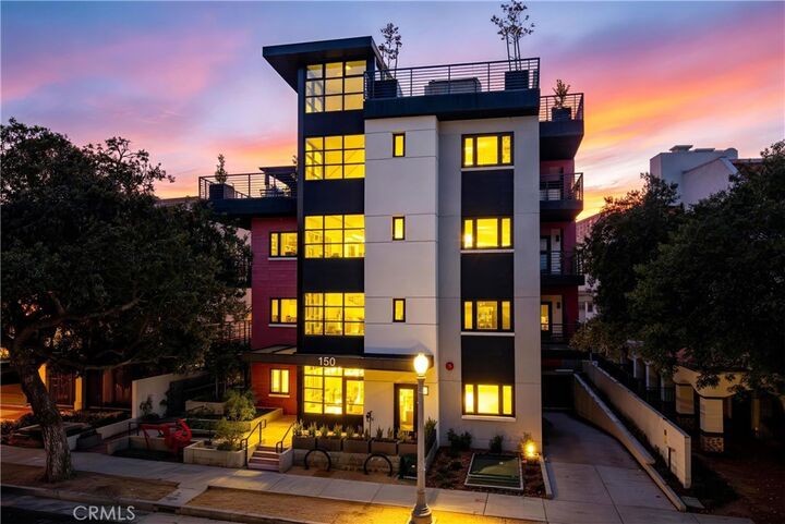 Property Photo:  150 Oak Knoll Ave 103  CA 91101 