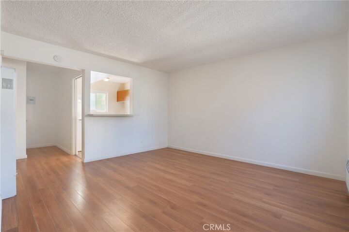 Property Photo:  915 E Palmer Avenue 1  CA 91205 