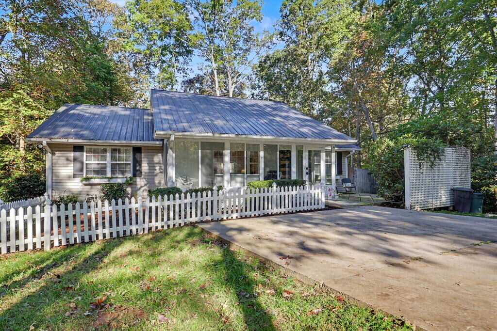 Property Photo:  17 Ellen Drive  GA 30512 