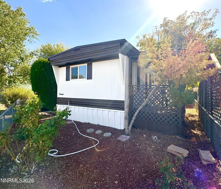 Property Photo: 1237 Kingslane Court NV 89410