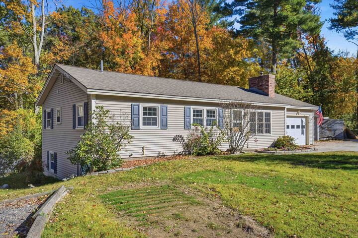 Property Photo: 8 Beauchesne Drive NH 03106