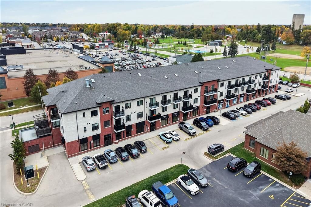 Property Photo:  170 Rockhaven Lane 207  ON L8B 1B5 