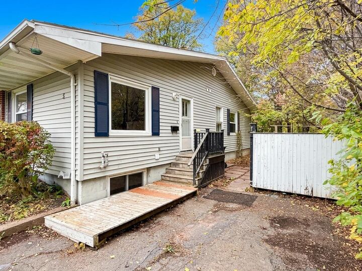 Property Photo:  5 Jubilee Drive  PE C1A 2L2 