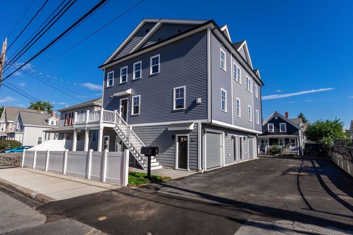 Property Photo:  30 Maple St 2  MA 02453 
