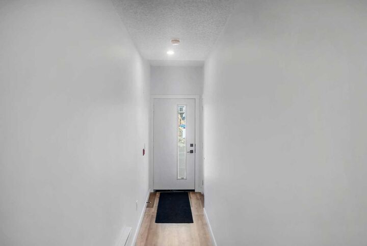 Property Photo:  156 Park Street 111  AB T4C 3H3 
