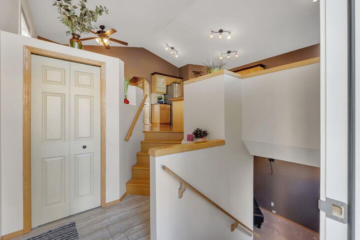 Property Photo:  82 Bridleridge Road SW  AB T2Y 4E1 