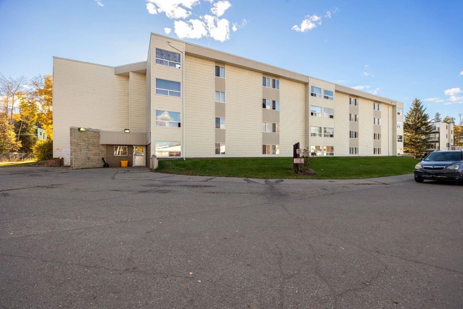 Property Photo:  111 Charles Avenue 419  AB T9H 1R3 