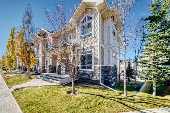 Property Photo:  63 Skyview Ranch Gardens NE  AB T3N 0G1 