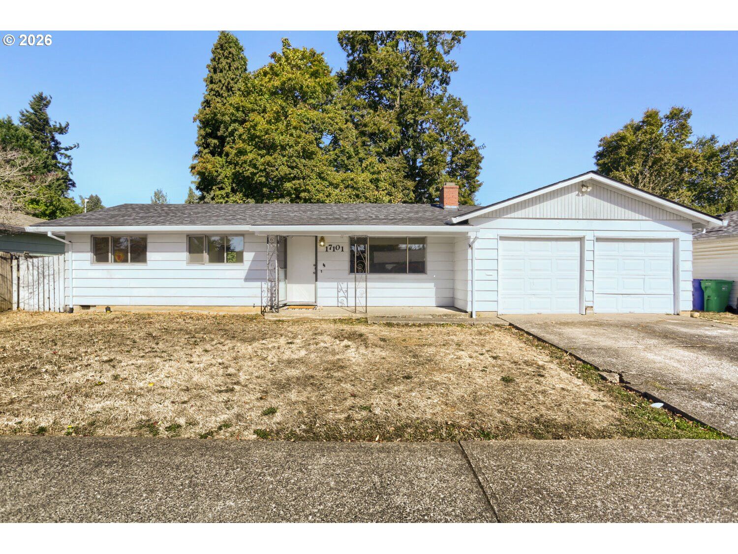 Property Photo:  17101 SE Market St  OR 97233 
