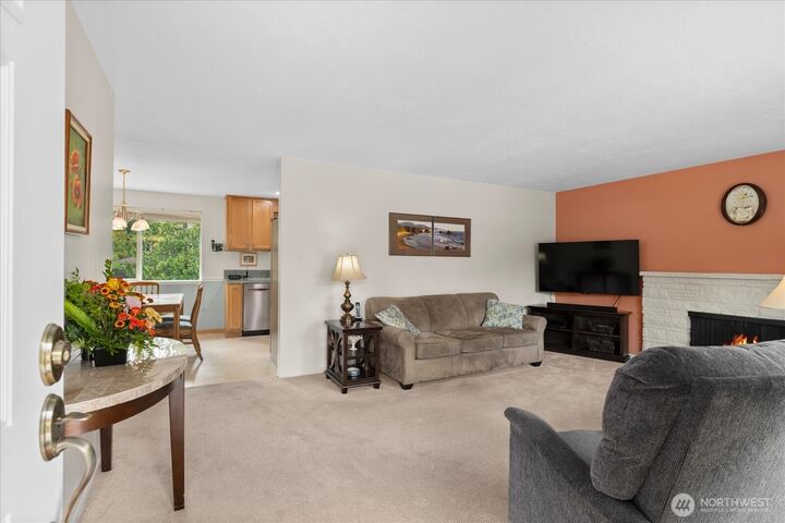 Property Photo:  19126  80th Avenue W  WA 98026 