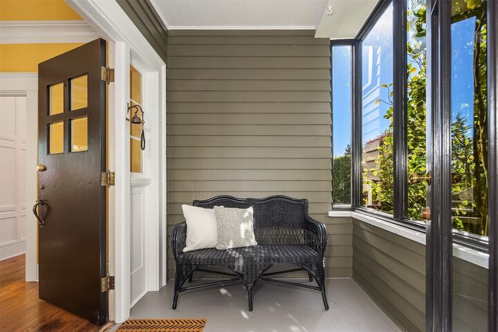 Property Photo: 1429 33rd Avenue S WA 98144