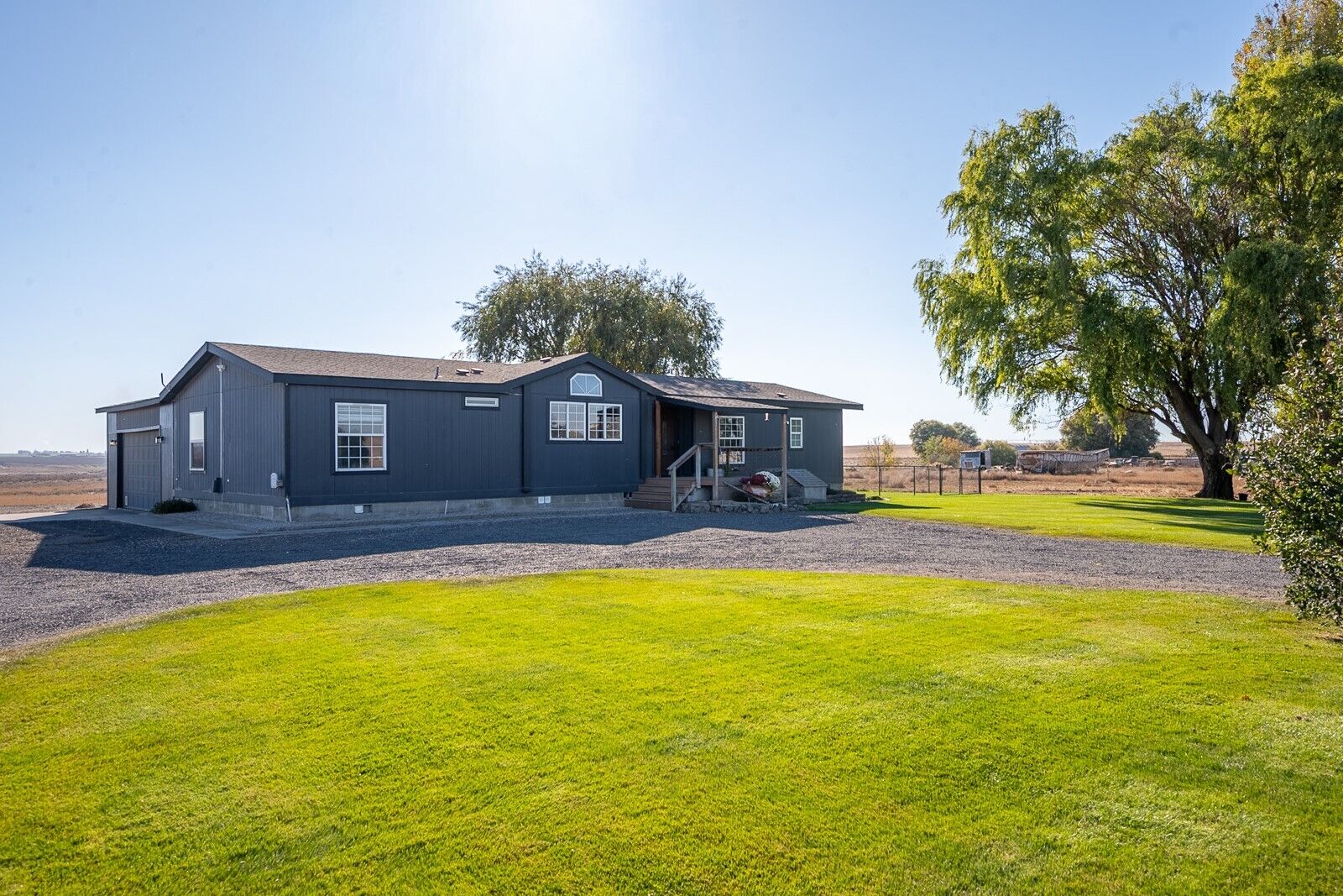 Property Photo: 17747 Road 3 SE WA 98837