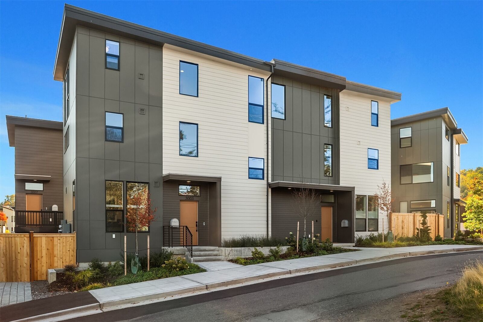 Property Photo:  3003 S Dakota Street  WA 98108 