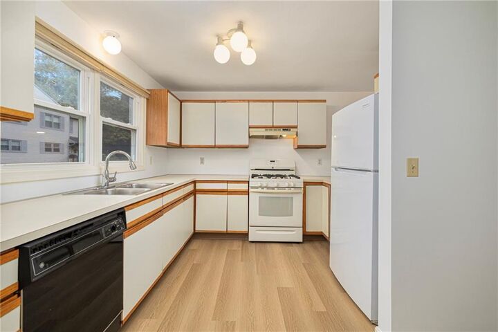 Property Photo:  1603 Plainfield Pike E7  RI 02919 