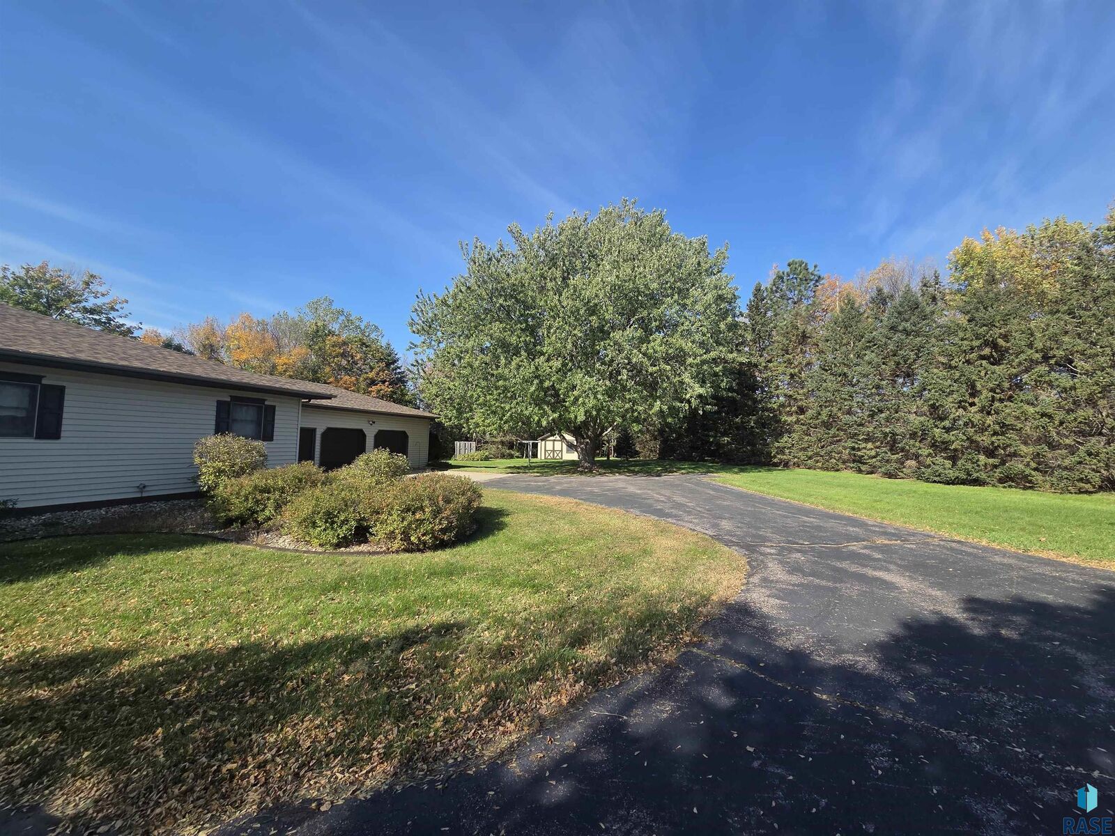 Property Photo:  26459 459th Ave  SD 57033 