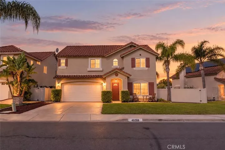 Property Photo:  45269 Callesito Ordenes  CA 92592 