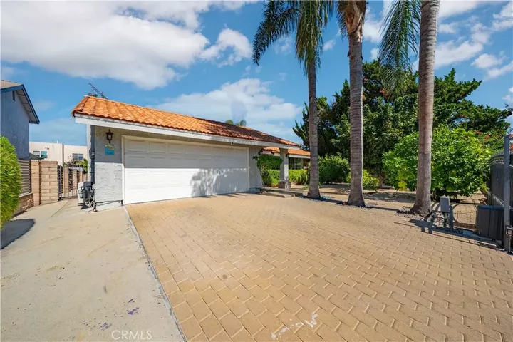 Property Photo:  15217 Knapp  CA 91343 