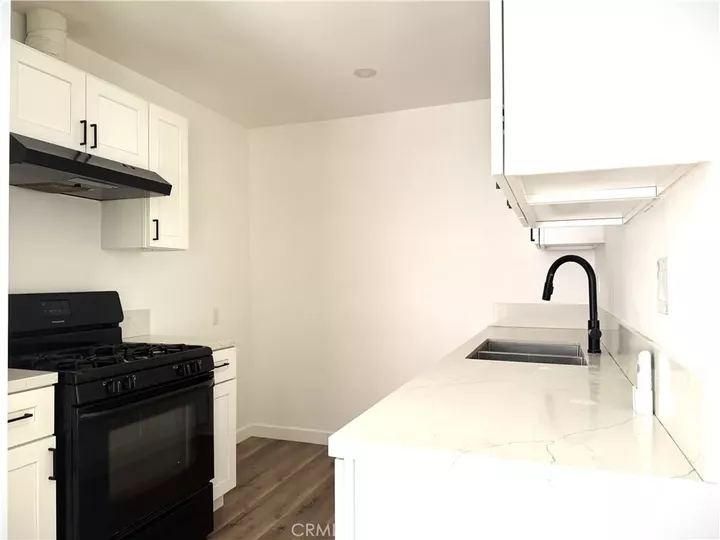 Property Photo:  455 W Cowles St 457  CA 90813 