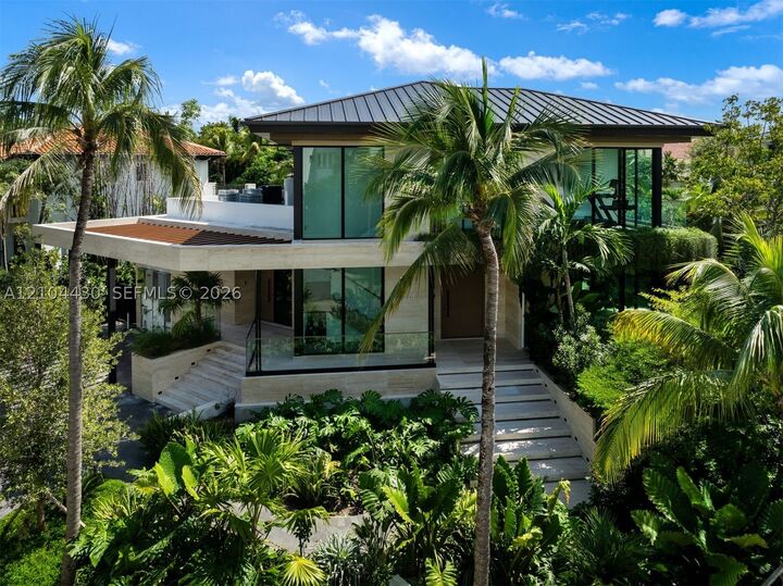 Property Photo: 360 Harbor Ln FL 33149