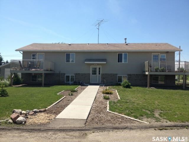 Property Photo:  245 3rd Street NE  SK S0A 4J0 
