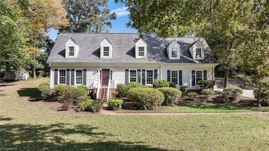Property Photo:  802 Kingston Drive  NC 27262 