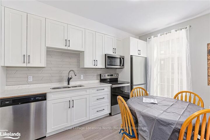 Property Photo:  51-A Nelson Street W  ON N4L 1N2 