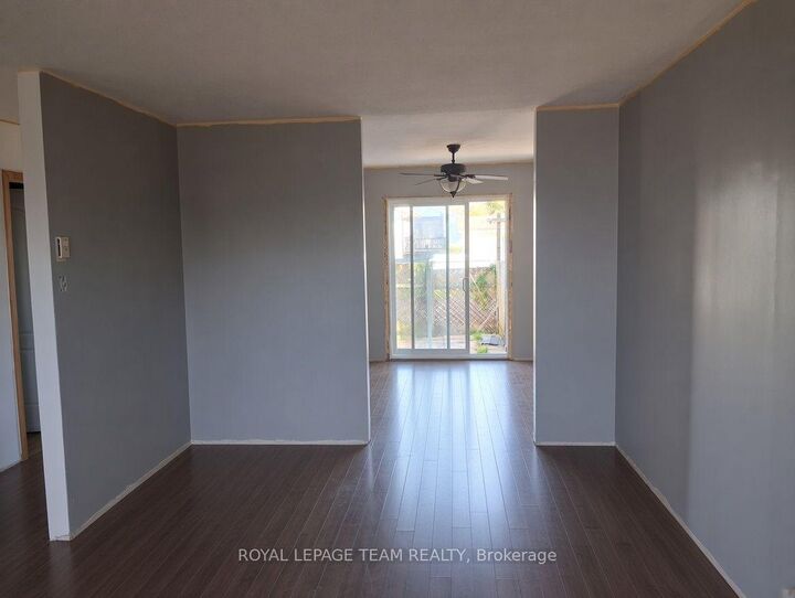 Property Photo:  86 Carraway Crescent  ON K0C 1X0 