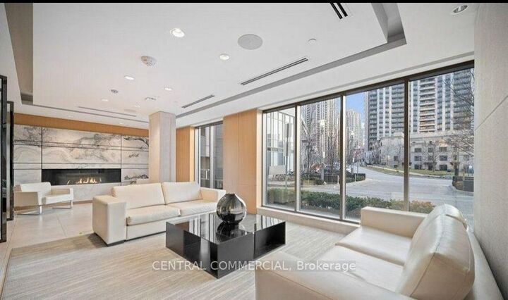 Property Photo:  120 Harrison Garden E 1212  ON M2N 0H1 