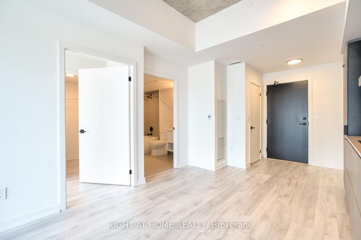 Property Photo:  2 Augusta Street 704  ON M5V 1Y4 