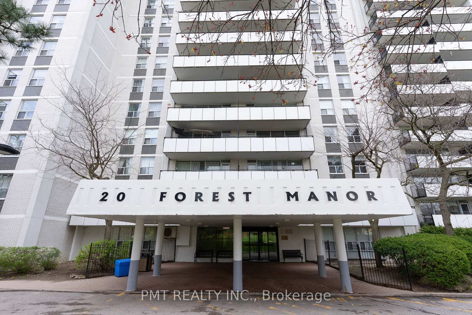 Property Photo:  20 Forest Manor Road 1204  ON M2J 1M2 